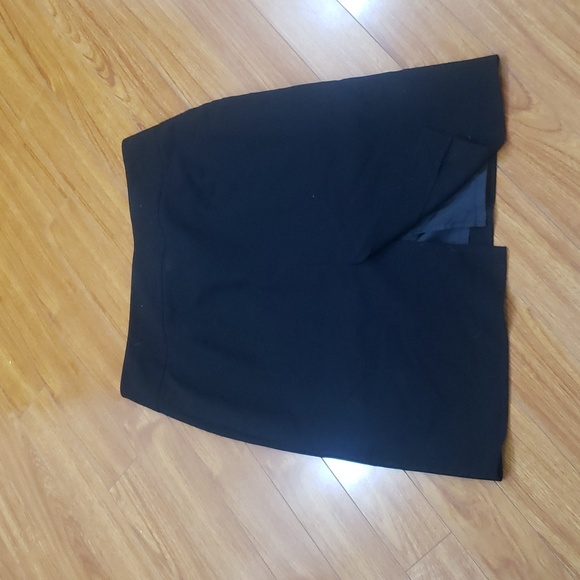 Skirt Size 12 - Picture 5 of 11